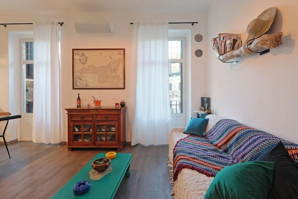 La Casuzza Del Borgo - Porto - Politeama Apartman Palermo