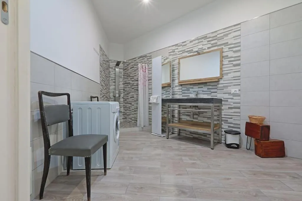 La Casuzza Del Borgo - Porto - Politeama Apartman Palermo